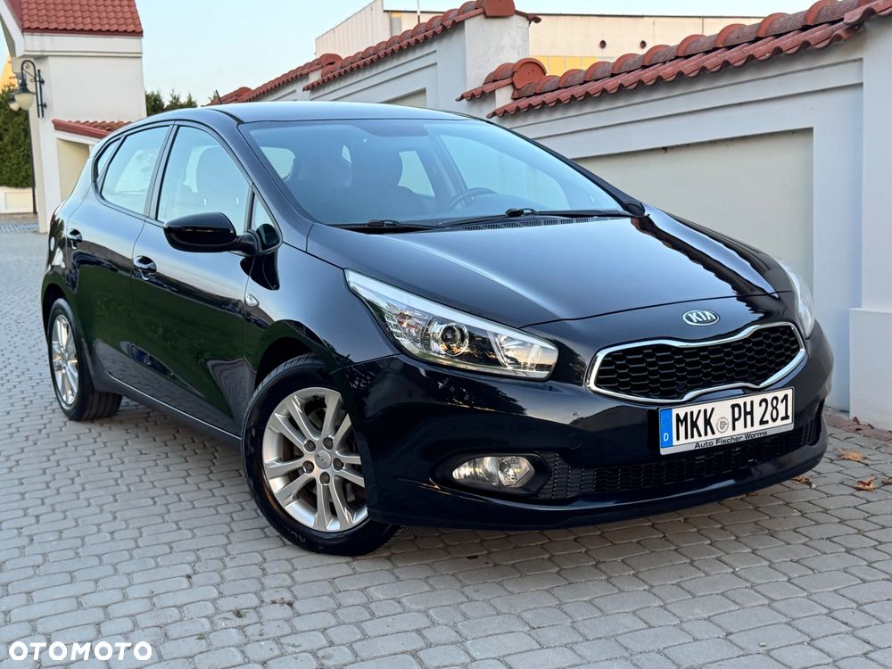Kia Ceed - 7