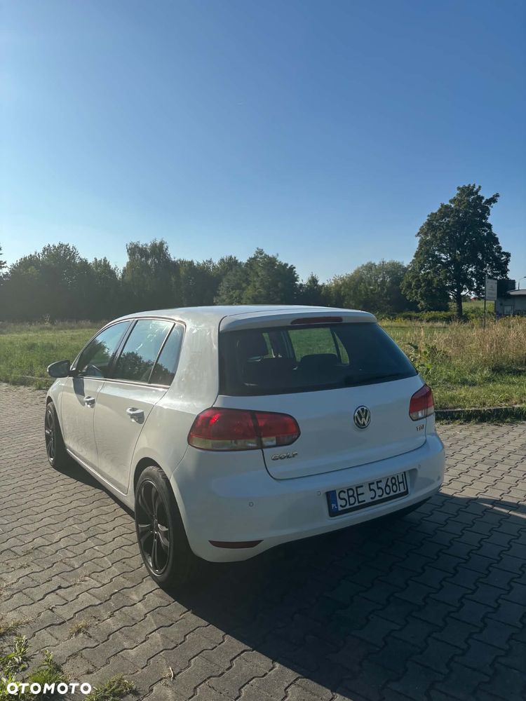 Volkswagen Golf 1.6 TDI DPF Trendline - 5