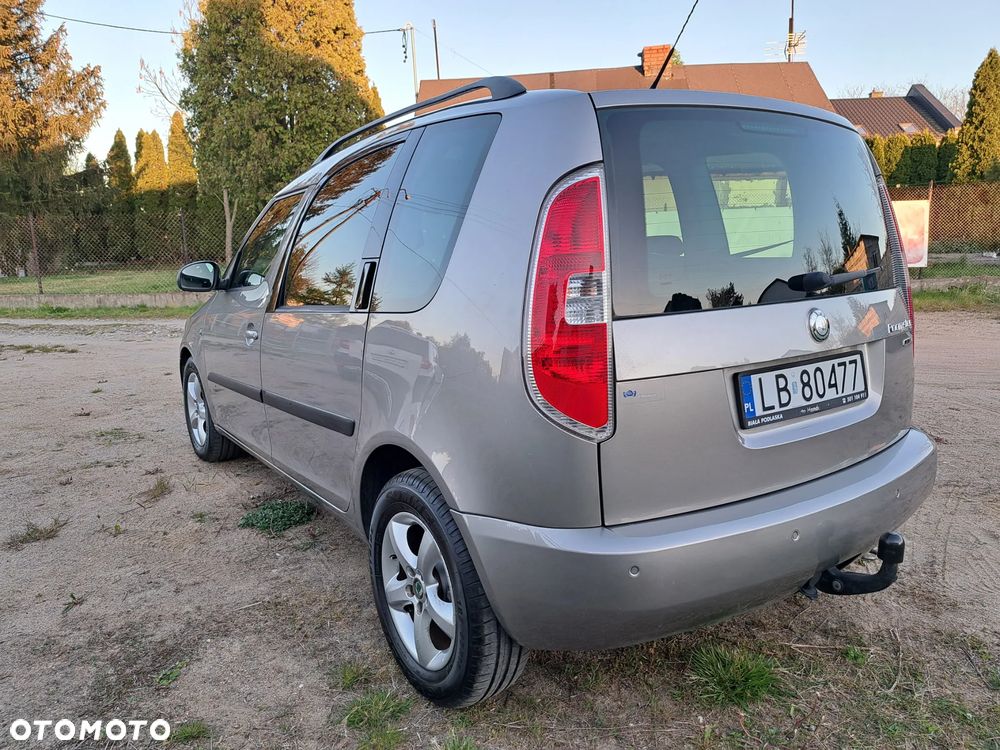 Skoda Roomster 1.6 16V Sport - 8