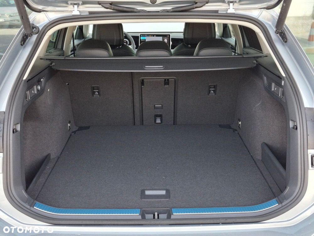 Volkswagen Passat - 9