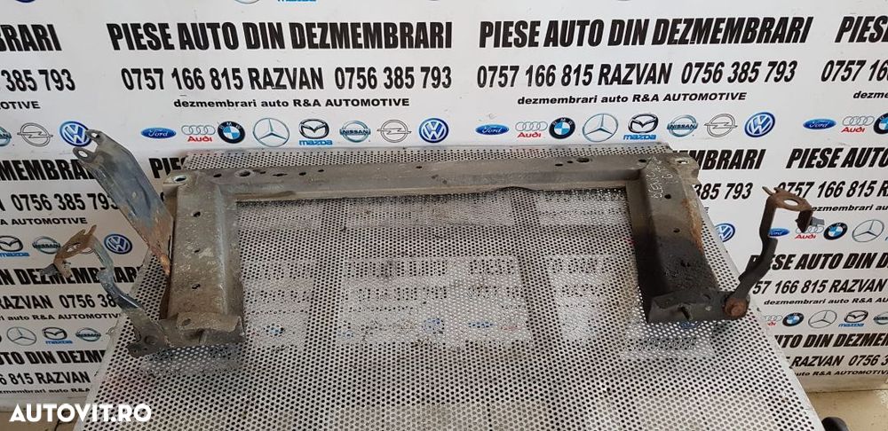 Jug Cadru Motor Suport Radiatoare Renault Scenic 2 Dezmembrez Renault Scenic 2 - 2