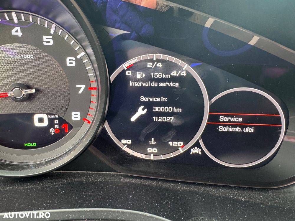 Porsche Cayenne Tiptronic S - 28