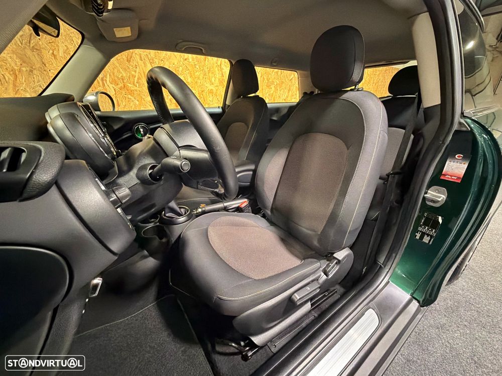MINI 3 Portas Cooper D Aut. - 15