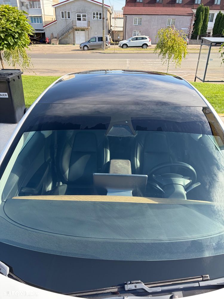 Tesla Model 3 - 2
