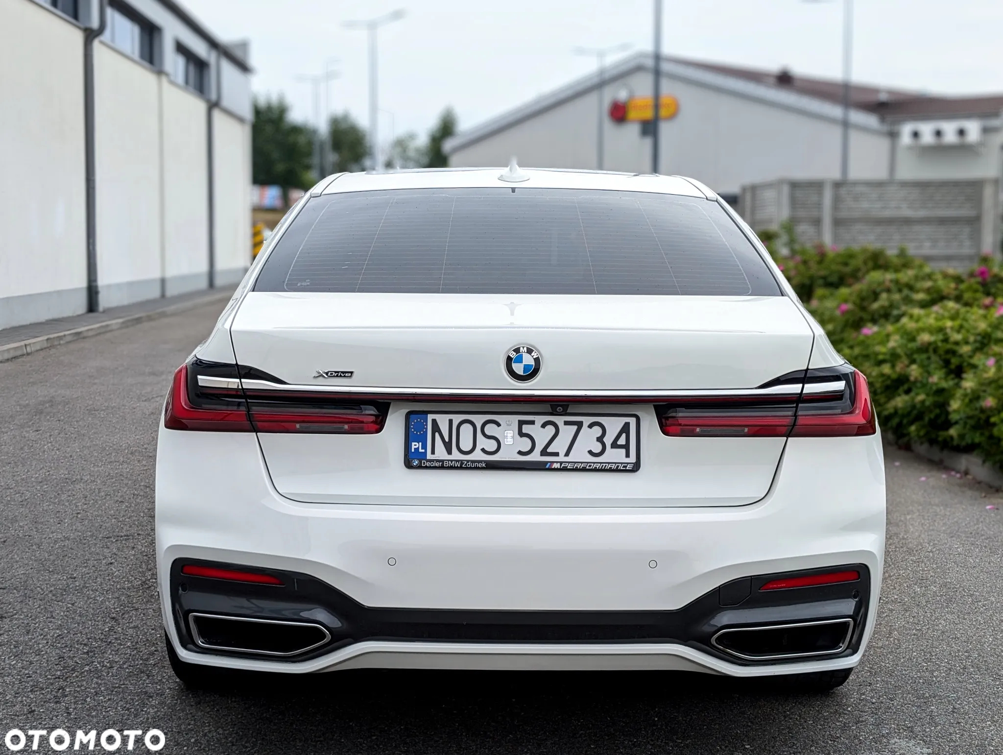 BMW Seria 7 740Li xDrive - 11