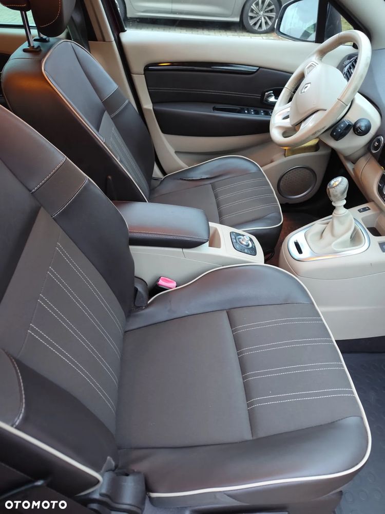 Renault Scenic 1.4 16V TCE Privilege - 10