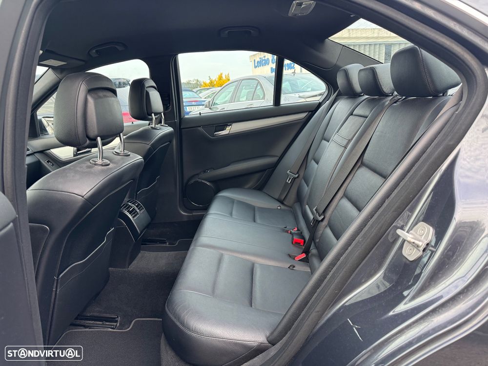 Mercedes-Benz C 220 CDi Avantgarde BlueEfficiency - 12