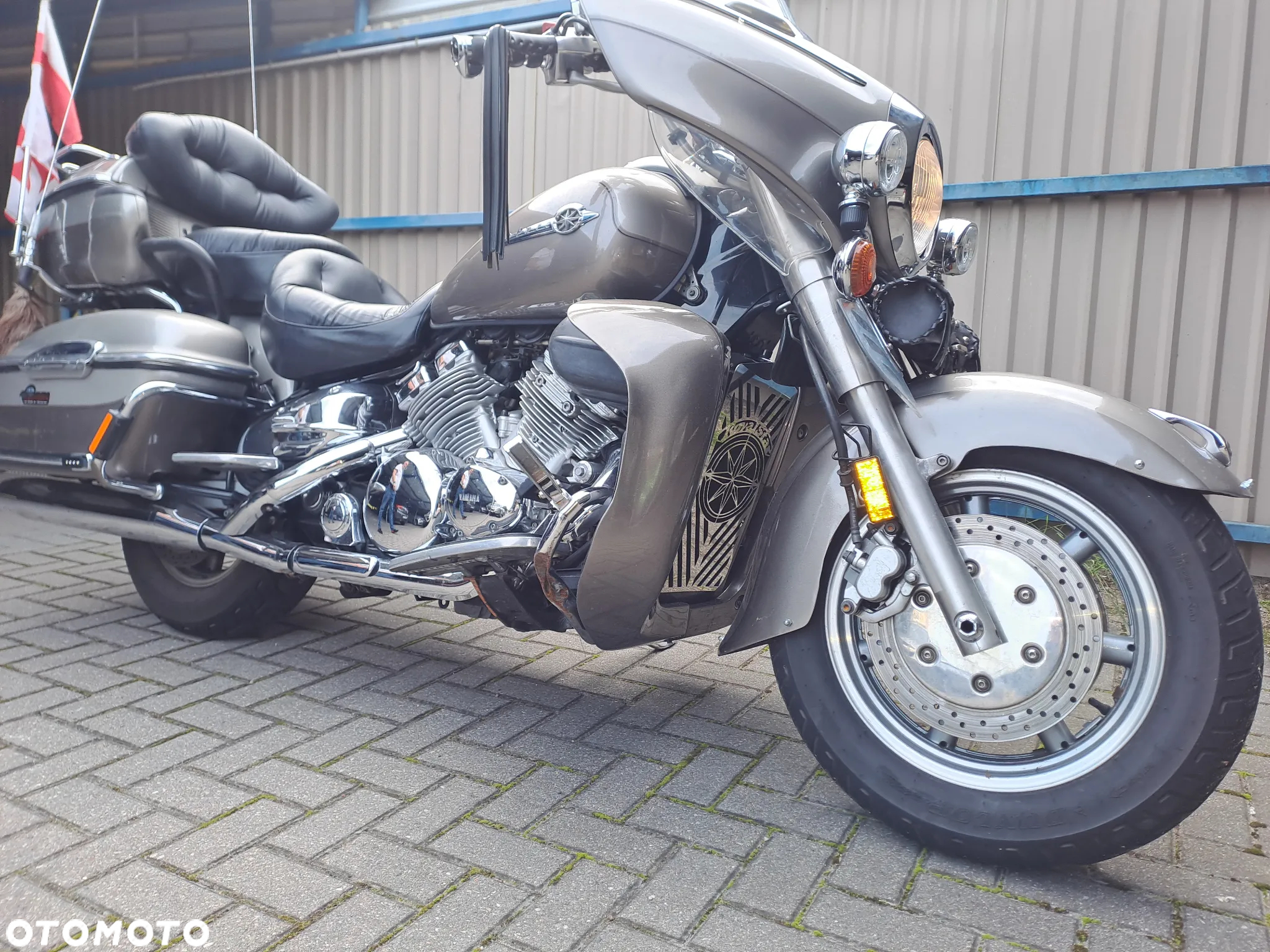 Yamaha Venture - 8