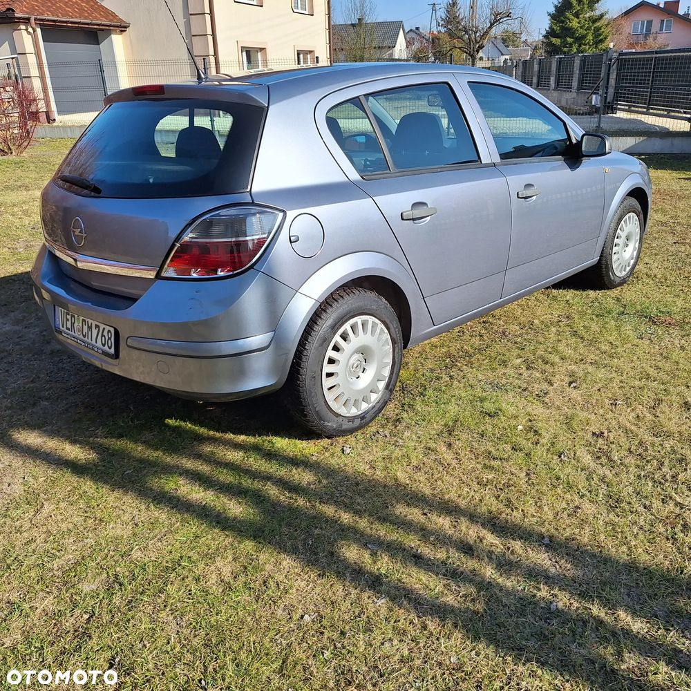 Opel Astra - 2