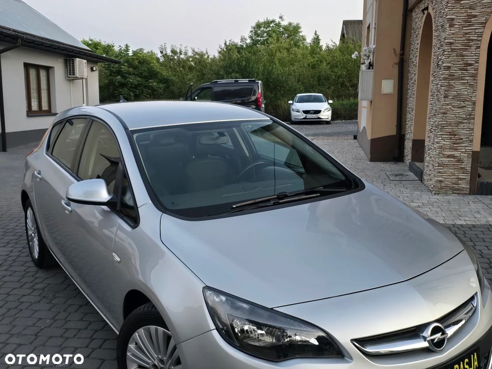 Opel Astra 1.4 Turbo Cosmo - 9