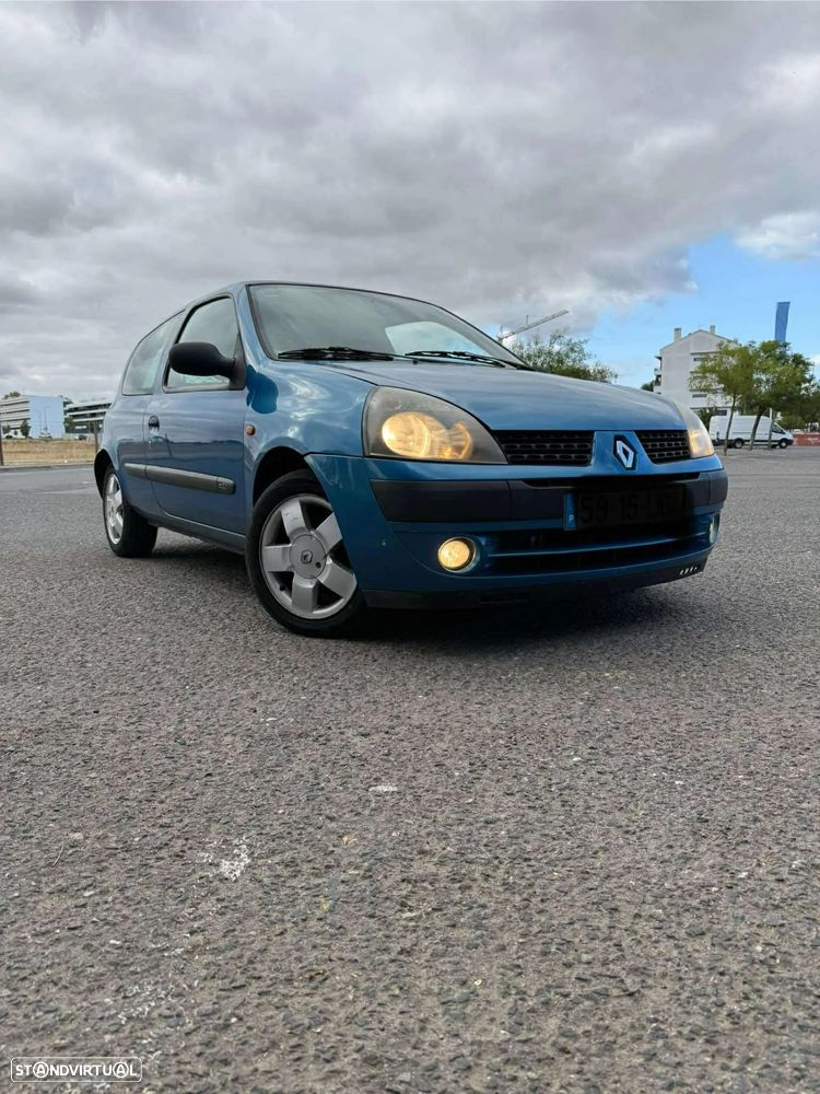 Renault Clio 1.5 dCi Privilège - 7