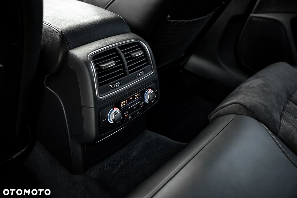 Audi A6 Avant 3.0 TDI Quattro S tronic - 33