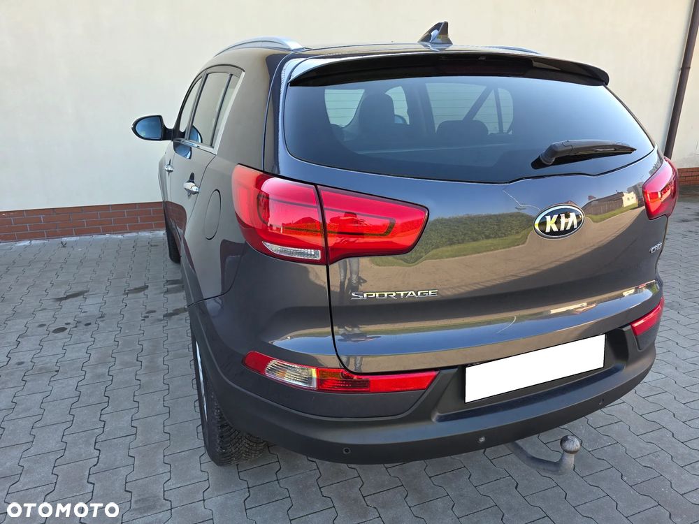 Kia Sportage 2.0 CRDI 4WD Automatik Dream-Team Edition - 10