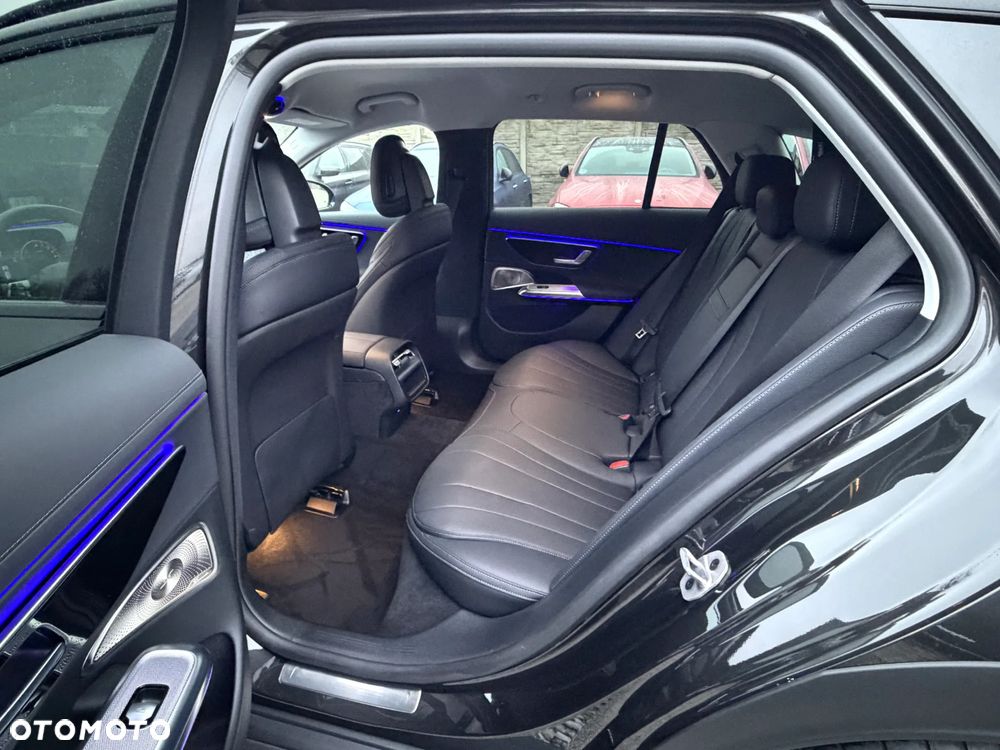 Mercedes-Benz Klasa E 300 de 4-Matic Avantgarde - 30