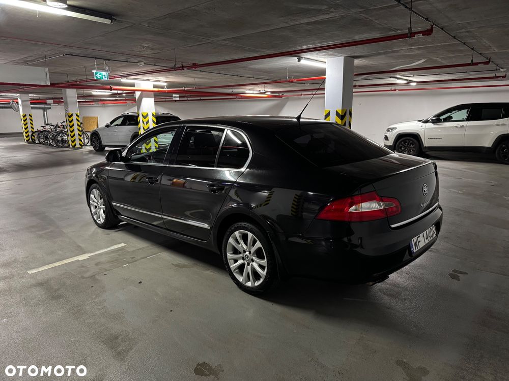 Skoda Superb 2.0 TDI Ambition - 4