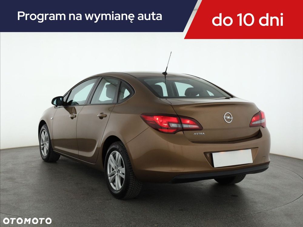 Opel Astra - 6