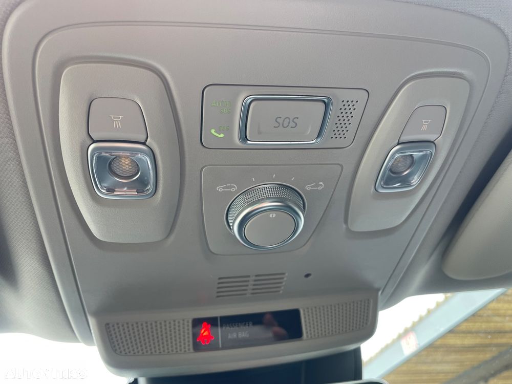 Renault Megane E-TECH Plug-in 160 INTENS - 40