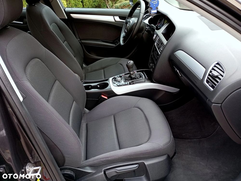 Audi A4 Avant 2.0 TDI 116g DPF Attraction - 14