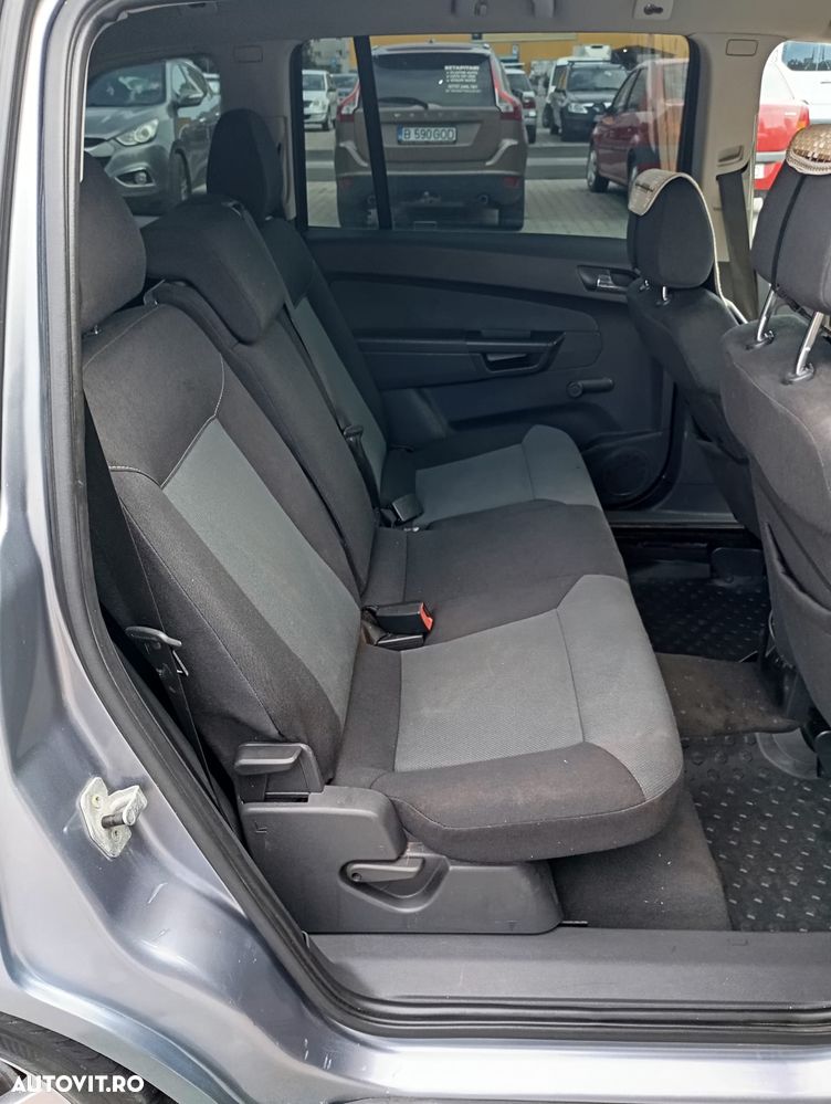 Opel Zafira 1.6i Club - 6