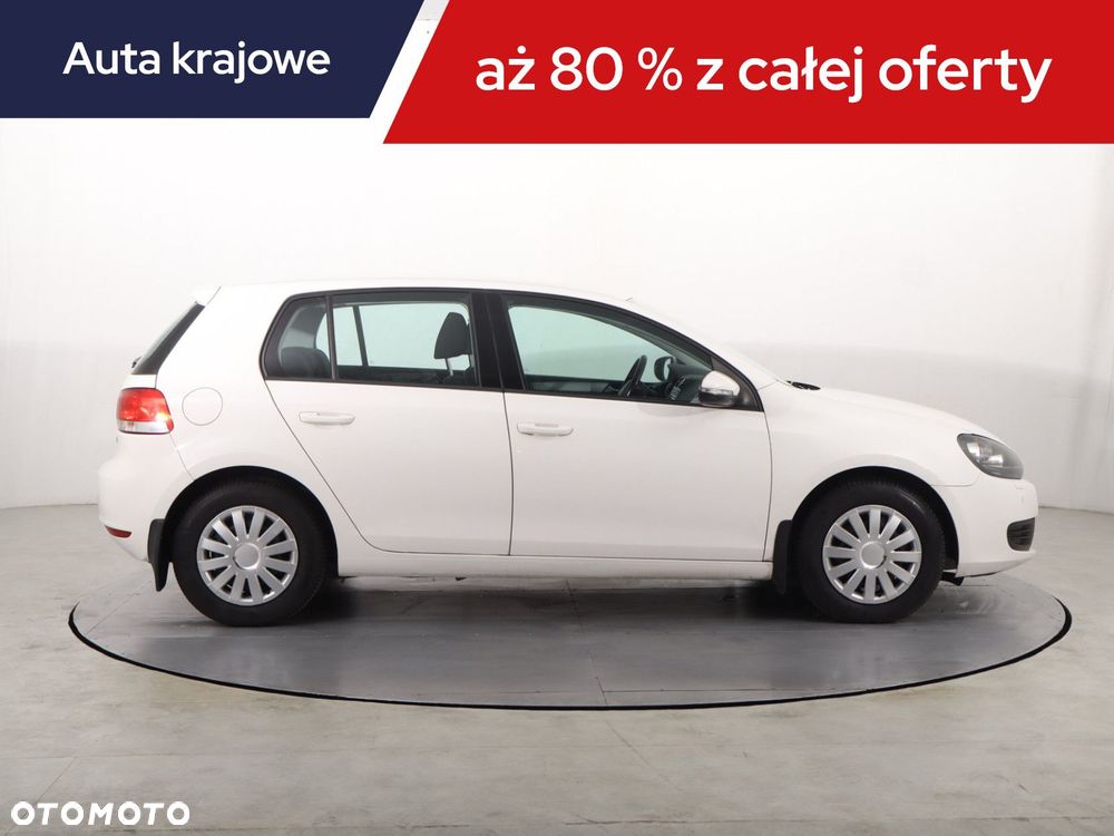 Volkswagen Golf - 8