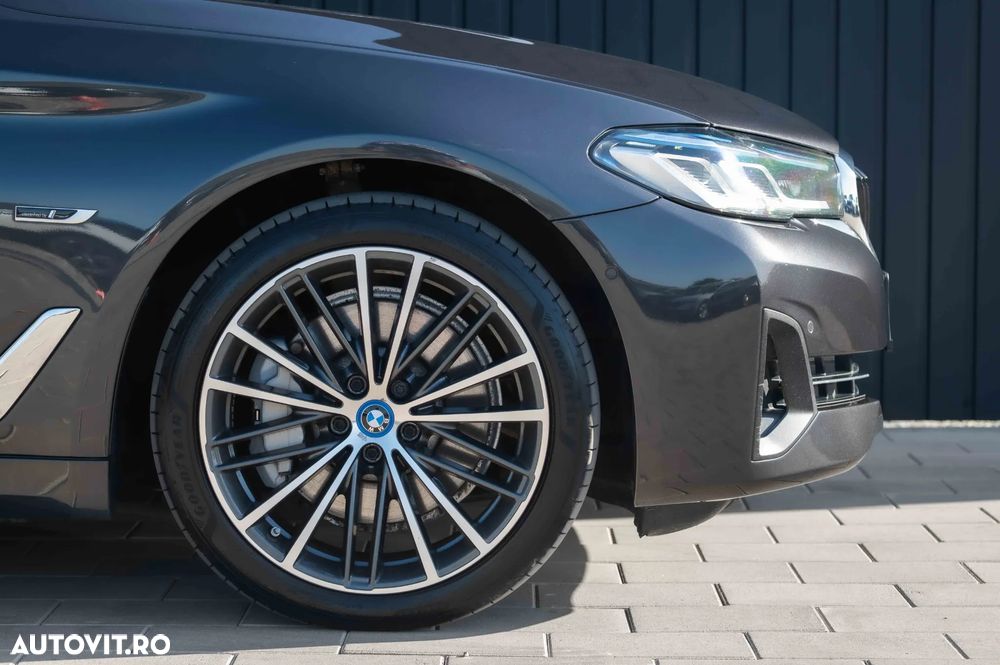 BMW Seria 5 530e xDrive Aut. Luxury Line - 20
