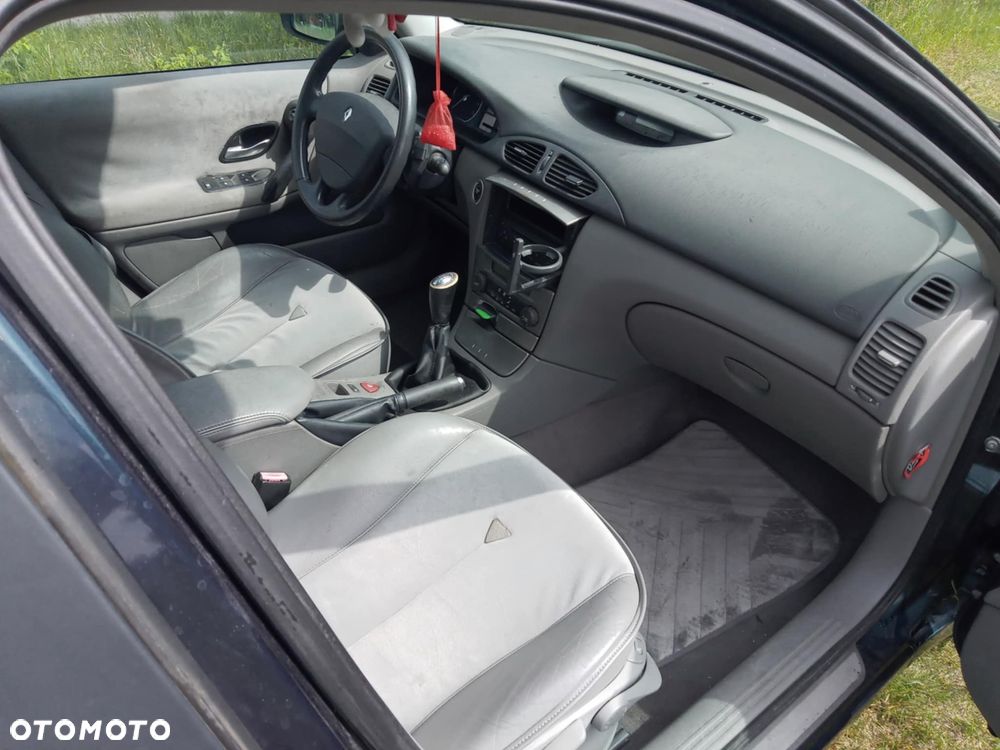 Renault Laguna - 5