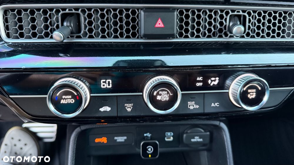 Honda Civic 2.0 i-MMD Hybrid Sport - 23