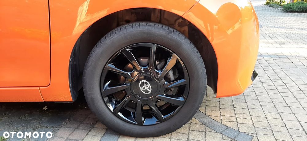 Toyota Aygo 1.0 VVT-i JBL Edition - 13