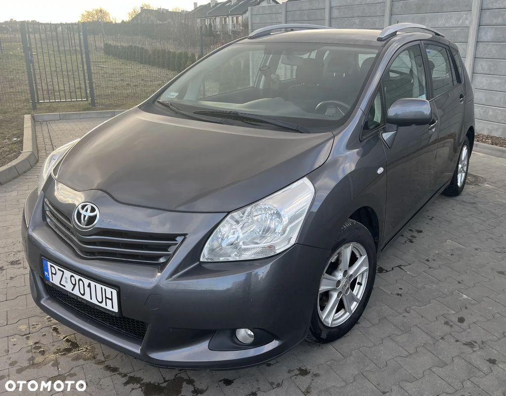 Toyota Verso 1.8 Sol 7os - 1