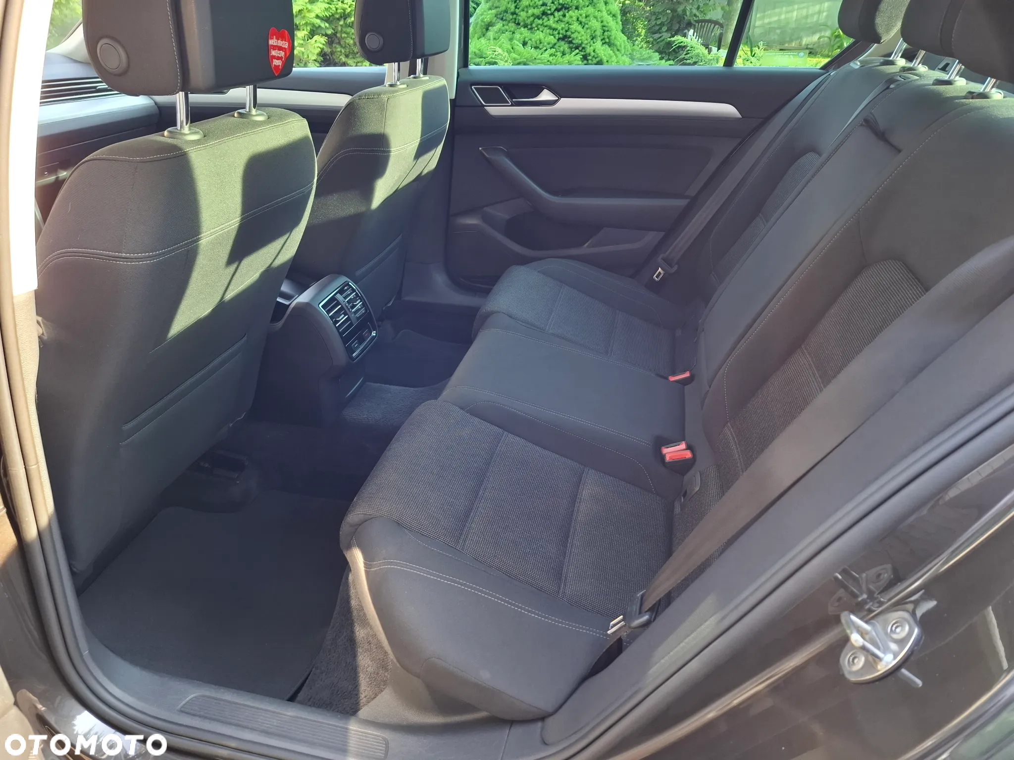Volkswagen Passat 2.0 TDI BMT Comfortline DSG - 10