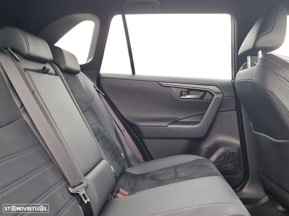 Toyota RAV4 - 12