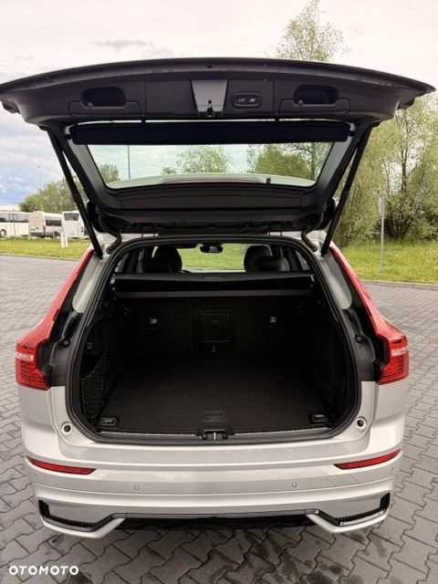 Volvo XC 60 B5 D AWD Geartronic RDesign - 16
