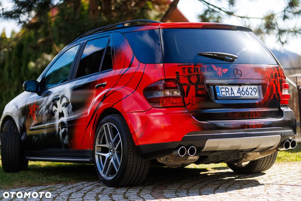 Mercedes-Benz ML - 15