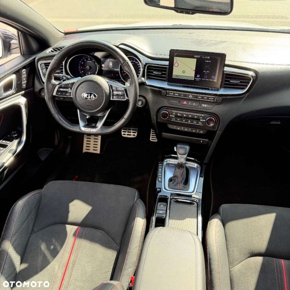 Kia ProCeed 1.6 T-GDI GT DCT - 26