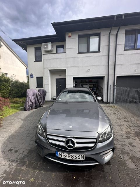 Mercedes-Benz Klasa E - 1