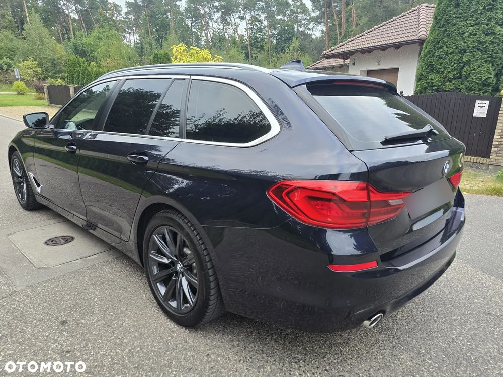 BMW Seria 5 518d mHEV Luxury Line sport - 34