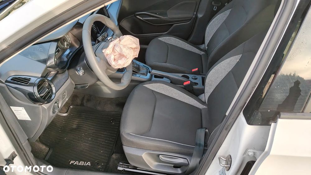 Skoda Fabia 1.0 TSI Active - 9