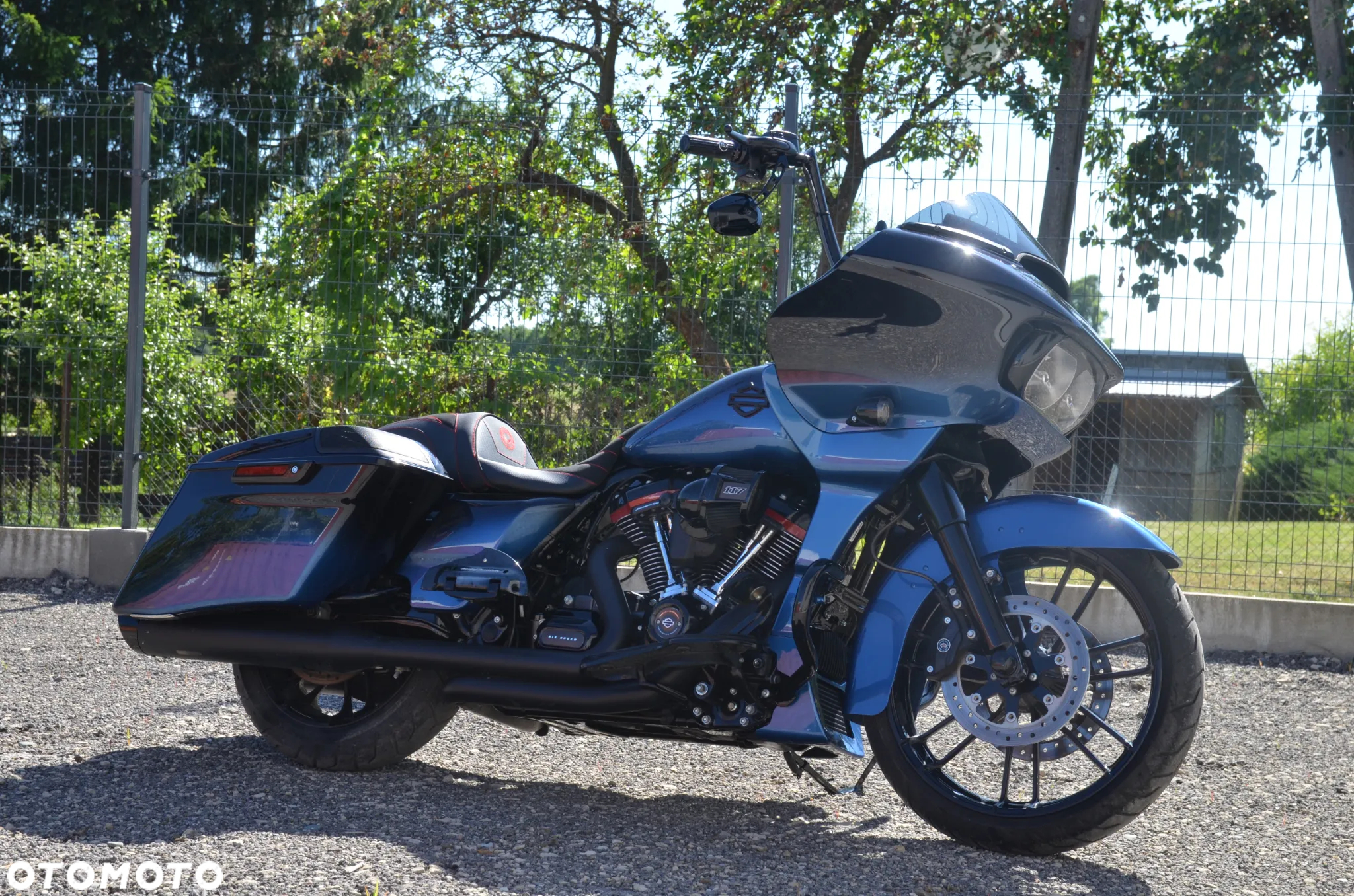 Harley-Davidson Touring Road Glide - 23