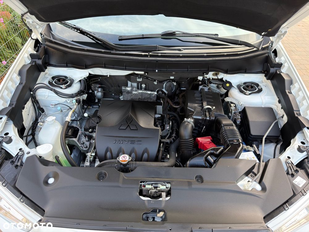 Mitsubishi ASX 1.6 Intense Plus Navi Blue Edition - 30