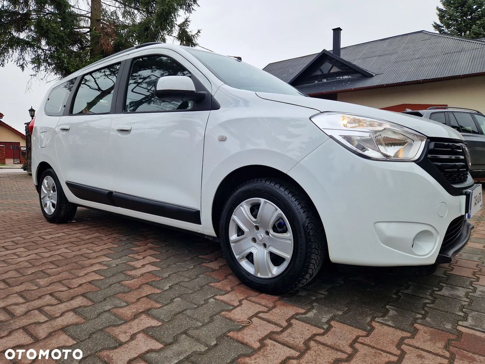 Dacia Lodgy 1.6 SCe Laureate S&S - 11