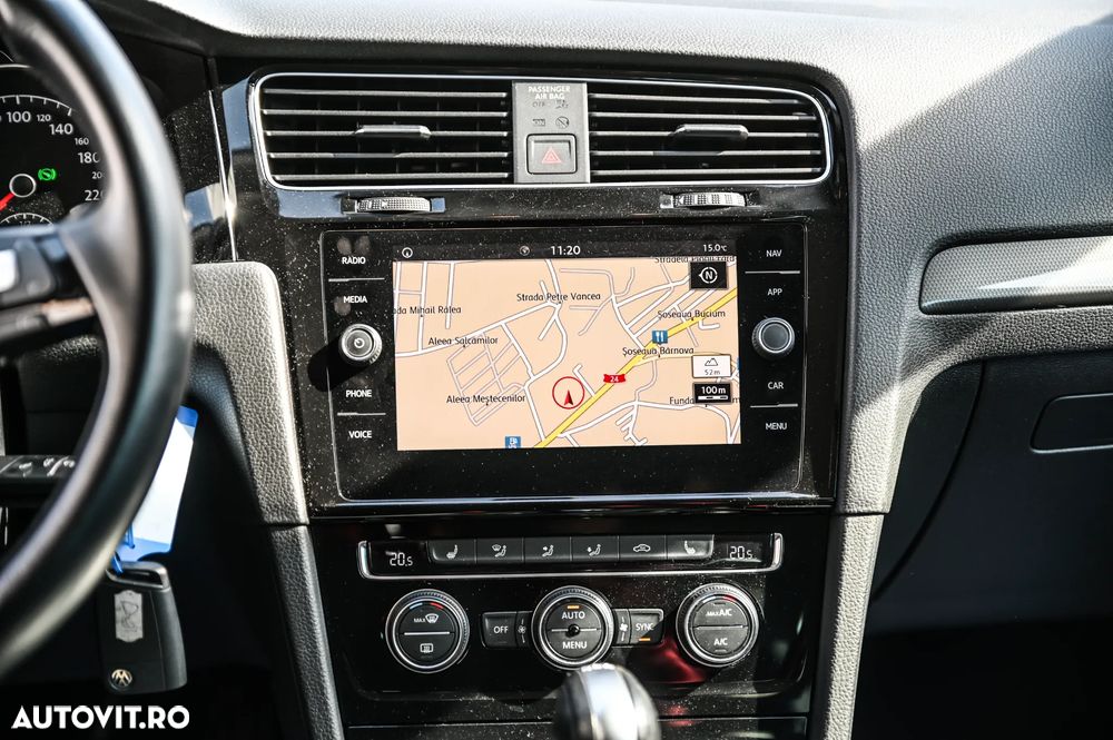 Volkswagen Golf 1.6 TDI DSG Join - 18