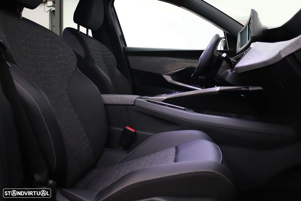 Peugeot 3008 1.2 Hybrid Allure e-DCS6 - 22