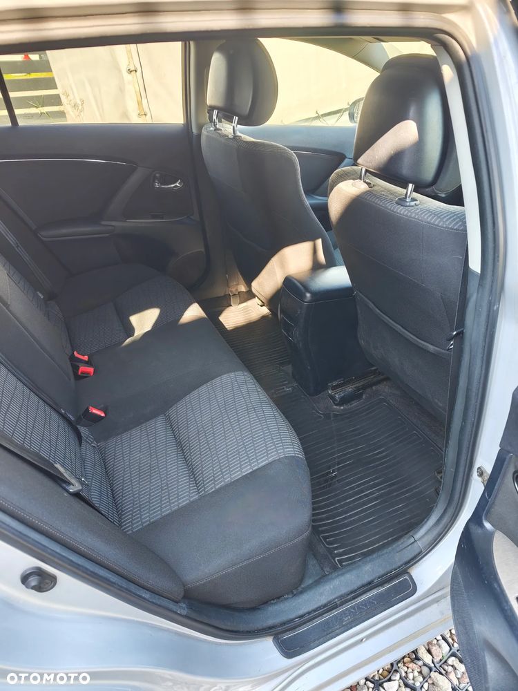 Toyota Avensis 1.8 Sol plus EU5 - 9