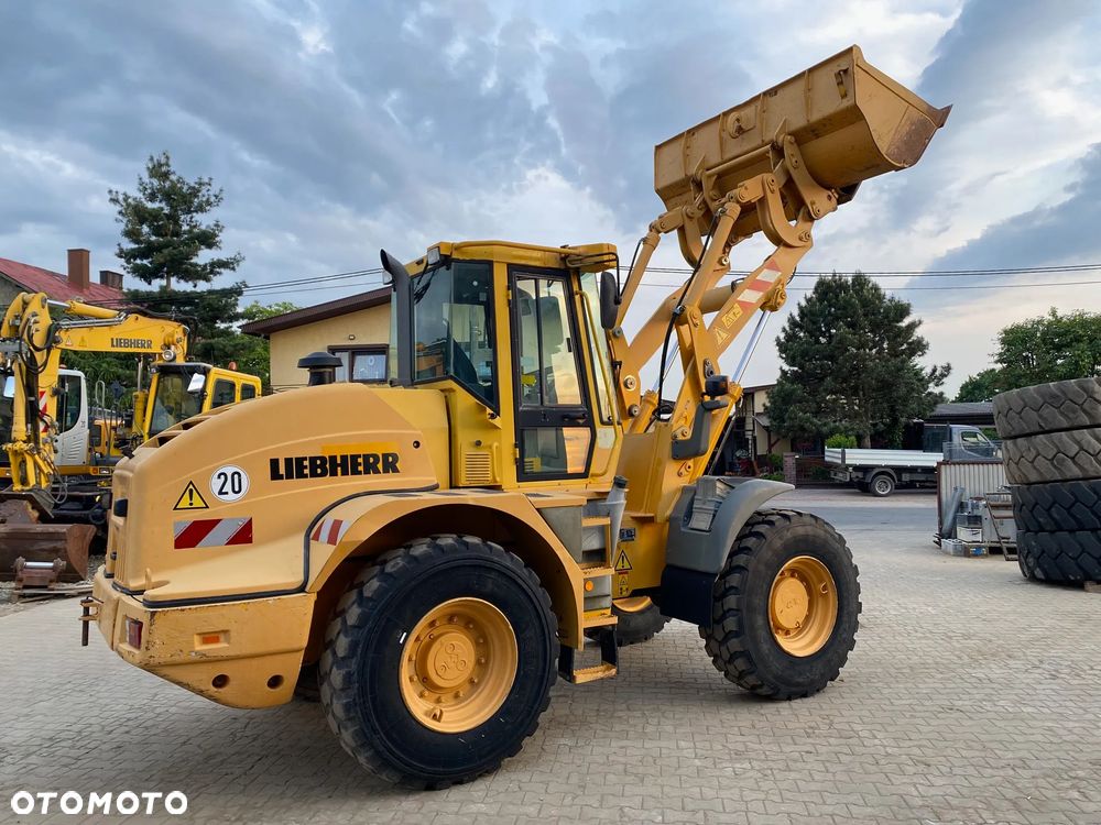 Liebherr L524, ŁYŻKA + WIDŁY, SZYBKOZŁĄCZE, Z NIEMIEC, WZOROWO UTRZYMANA - 23