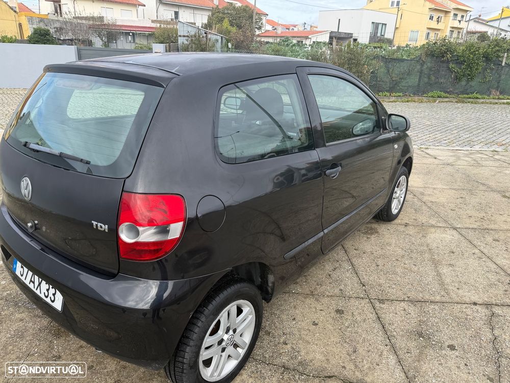 VW Fox 1.4 TDi T.Riscas Pack Elements - 4