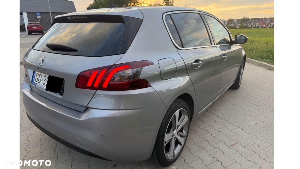 Peugeot 308 1.2 PureTech GPF Allure S&S - 3