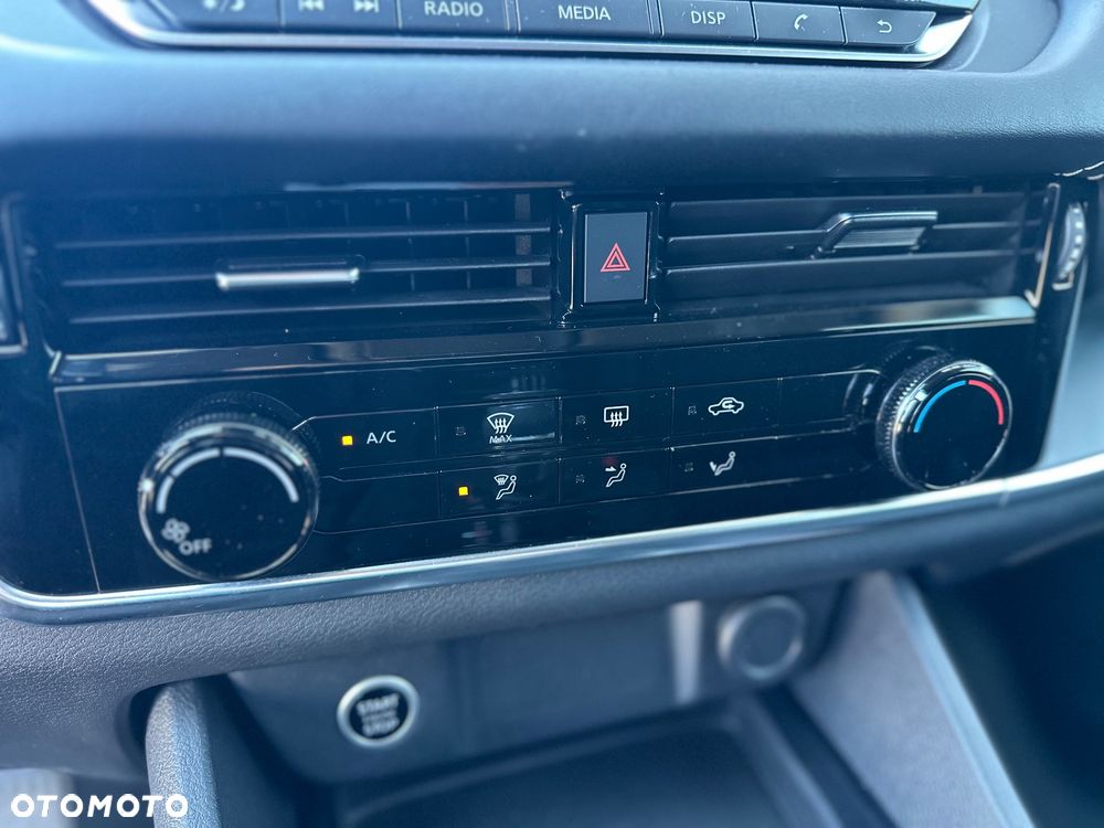 Nissan Qashqai 1.3 DIG-T Acenta - 21