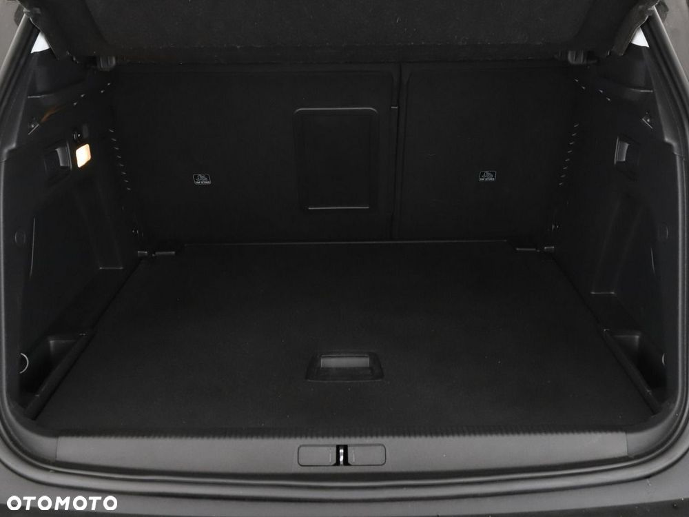 Peugeot 3008 PureTech 130 Stop & Start GPF EAT8 Active Business-Paket - 21