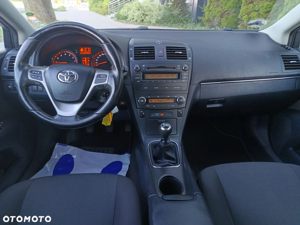 Toyota Avensis 1.6 Life - 7
