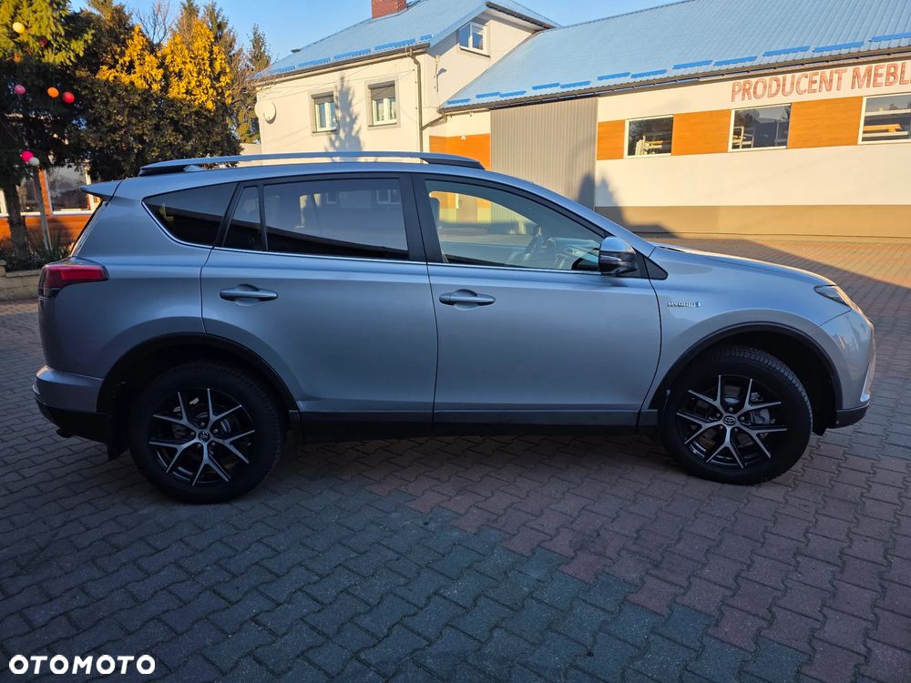 Toyota RAV4 - 12